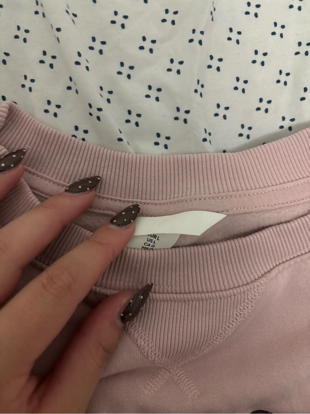 H&M Pink "New York Pilates Club" Crewneck Sweatshirt - Picture 2 of 2